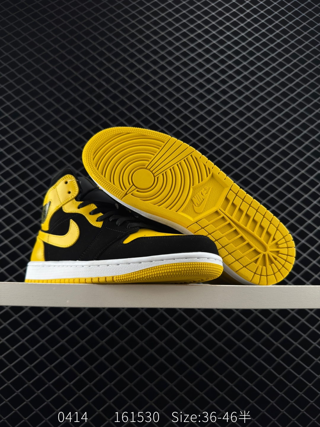 Nike Air Jordan 1 Retro Mid OG AJ1